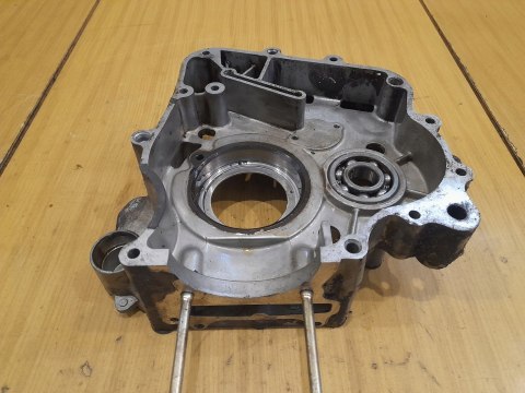 KYMCO KXR MXU 250 KARTERY BLOK SILNIKA KPL X2 KYMCO KXR MXU 250 KARTERY BLOK SILNIKA KPL X2