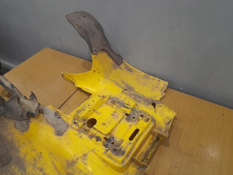 POLARIS SCRAMBLER 500 ZDERZAK NADKOLE OWIEWKA TYŁ POLARIS SCRAMBLER 500 ZDERZAK NADKOLE OWIEWKA TYŁ