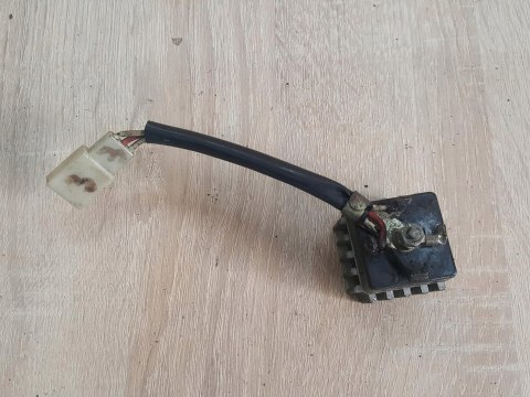 YAMAHA 1969 RD 125 AS2C HS1 REGULATOR NAPIĘCIA YAMAHA 1969 RD 125 AS2C HS1 REGULATOR NAPIĘCIA