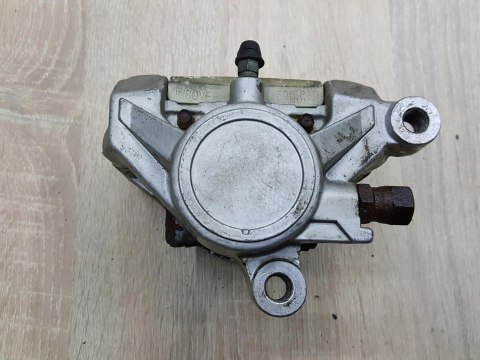 YAMAHA FJ1100 84R ZACISK HAMULCOWY PRZÓD