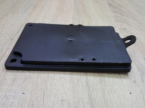 YAMAHA XJ 650 G 80 POKRYWA DEKIEL AIRBOXA OBUDOWY YAMAHA XJ 650 G 80 POKRYWA DEKIEL AIRBOXA OBUDOWY
