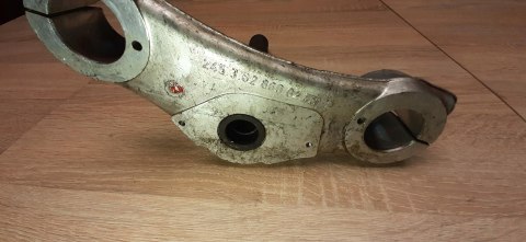BMW R65 R80 R100 PÓŁKA DOLNA SZTYCA BMW R65 R80 R100 PÓŁKA DOLNA SZTYCA