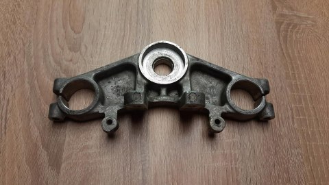 HONDA NSR 125 PÓŁKA GÓRNA ZAWIESZENIA