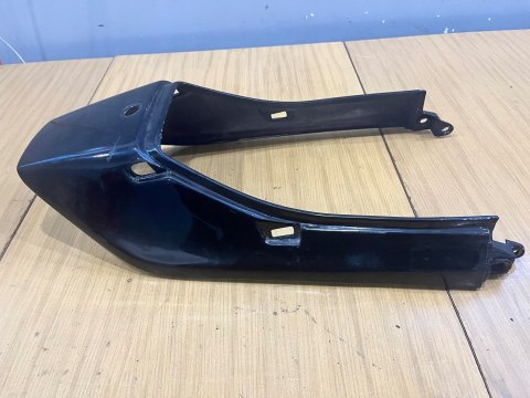 HONDA VF 750 F OGON ZADUPEK OSŁONA OWIEWKA