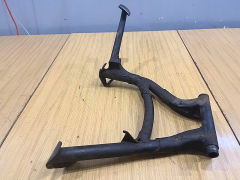 HONDA VF 750 F STOPKA CENTRALNA NÓŻKA