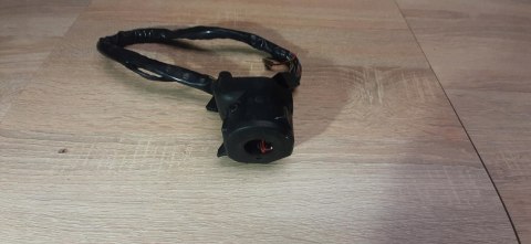 KAWASAKI ZZR ZZ-R 600 92 PRZEŁĄCZNIK WŁĄCZNIK LEWY KAWASAKI ZZR ZZ-R 600 92 PRZEŁĄCZNIK WŁĄCZNIK LEWY