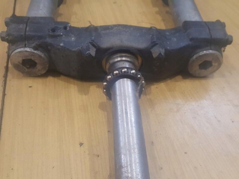 SUZUKI AN 250 BURGMAN LAGI ZAWIESZENIE PRZÓD KPL