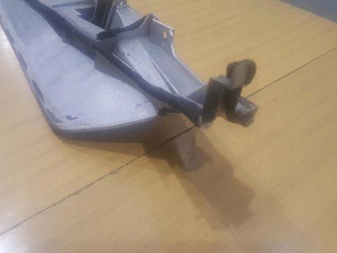 SUZUKI AN 250 RĄCZKA UCHWYT PASAŻERA OSŁONA KPL SUZUKI AN 250 RĄCZKA UCHWYT PASAŻERA OSŁONA KPL