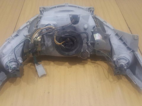 SUZUKI AN 250 REFLEKTOR LAMPA PRZÓD SUZUKI AN 250 REFLEKTOR LAMPA PRZÓD