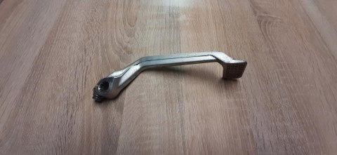 SUZUKI GSXF GSX-F 750 1100 DŹWIGNIA HAMULCA TYŁ SUZUKI GSXF GSX-F 750 1100 DŹWIGNIA HAMULCA TYŁ