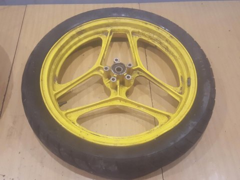 SUZUKI GSXR 1100 KOŁO FELGA PRZÓD PRZEDNIE SUZUKI GSXR 1100 KOŁO FELGA PRZÓD PRZEDNIE