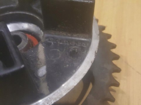 SUZUKI GSXR 1100 ZABIERAK TYLNEGO KOŁA SUZUKI GSXR 1100 ZABIERAK TYLNEGO KOŁA