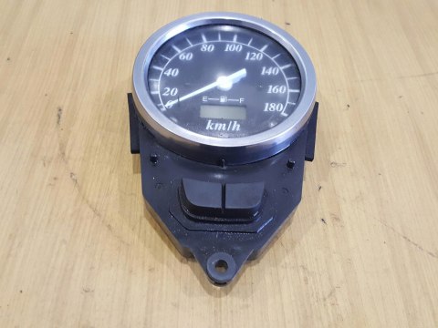 SUZUKI VL 800 VOLUSIA LICZNIK ZEGARY EUROPA KM/H SUZUKI VL 800 VOLUSIA LICZNIK ZEGARY EUROPA KM/H