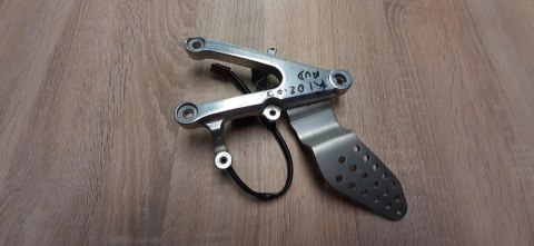 YAMAHA R1 RN 01 NR 04 SET MOCOWANIE PODNÓŻEK YAMAHA R1 RN 01 NR 04 SET MOCOWANIE PODNÓŻEK