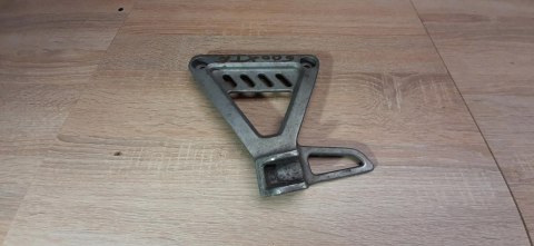 YAMAHA XT 600 SET PODNÓŻEK UCHWYT MOCOWANIE LEWY YAMAHA XT 600 SET PODNÓŻEK UCHWYT MOCOWANIE LEWY