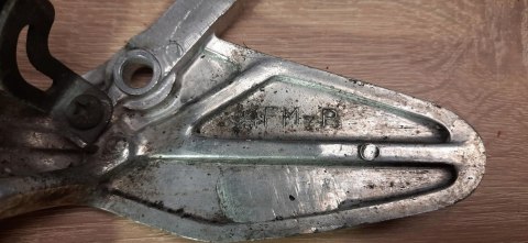 YAMAHA YZF 750 SET PODNÓŻEK YAMAHA YZF 750 SET PODNÓŻEK
