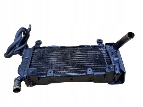 HONDA VF 750 F CHŁODNICA WODY CIECZY