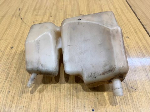 HONDA VF 750 F ZBIORNIK ZBIORNICZEK WYRÓWNAWCZY HONDA VF 750 F ZBIORNIK ZBIORNICZEK WYRÓWNAWCZY