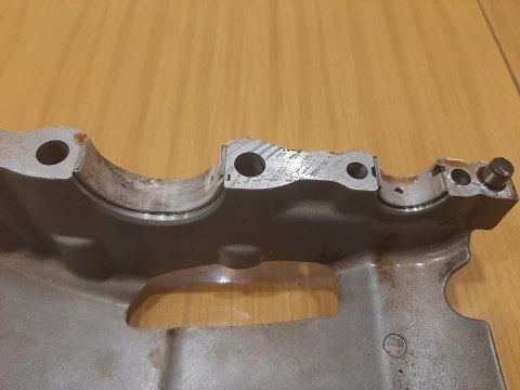 BMW C 600 SPORT 10-16 OBUDOWA BLOK MOCOWANIE BMW C 600 SPORT 10-16 OBUDOWA BLOK MOCOWANIE