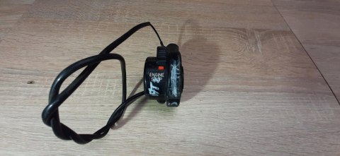 YAMAHA DT 125 LC PRZEŁĄCZNIK WŁĄCZNIK PRAWY