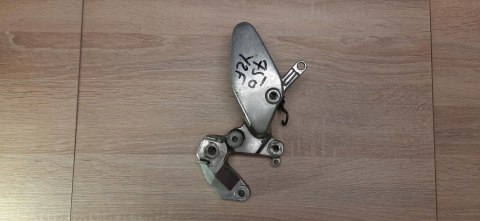 YAMAHA YZF 750 R 4FM SET PODNÓŻEK MOCOWANIE PRAWY YAMAHA YZF 750 R 4FM SET PODNÓŻEK MOCOWANIE PRAWY