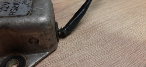 HONDA CB 250 350 REGULATOR NAPIĘCIA HONDA CB 250 350 REGULATOR NAPIĘCIA