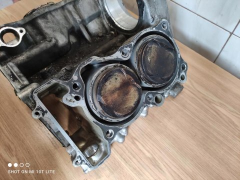 HONDA ST 1300 PAN EUROPEAN CYLINDER TŁOKI KPL HONDA ST 1300 PAN EUROPEAN CYLINDER TŁOKI KPL