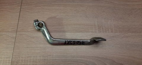 SUZUKI GSXF GSX-F 750 1100 DŹWIGNIA HAMULCA TYŁ SUZUKI GSXF GSX-F 750 1100 DŹWIGNIA HAMULCA TYŁ