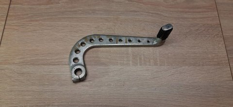 SUZUKI GSXR GSX-R 1100 750 DŹWIGNIA HAMULCA TYŁ SUZUKI GSXR GSX-R 1100 750 DŹWIGNIA HAMULCA TYŁ
