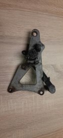 SUZUKI RG 125 SET PODNÓŻEK KIEROWCY DŹWIGNIA