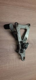 SUZUKI RG 125 SET PODNÓŻEK KIEROWCY DŹWIGNIA