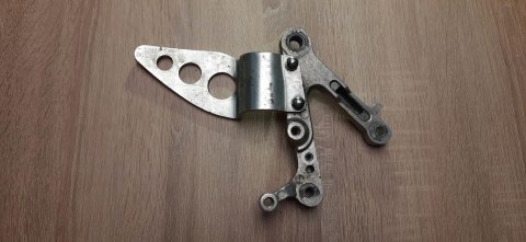 YAMAHA TZR 125 SET PODNÓŻEK MOCOWANIE UCHWYT YAMAHA TZR 125 SET PODNÓŻEK MOCOWANIE UCHWYT