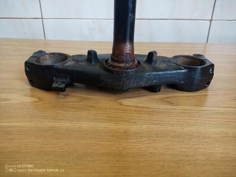 HONDA NX 650 DOMINATOR PÓŁKA DOLNA SZTYCA