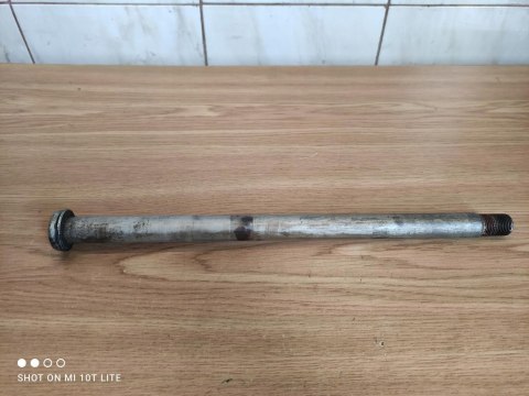 HONDA ST 1300 PAN EUROPEAN OŚ OŚKA KOŁA TYŁ HONDA ST 1300 PAN EUROPEAN OŚ OŚKA KOŁA TYŁ