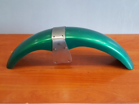 SUZUKI GS 550 77-78 BŁOTNIK PRZÓD PRZEDNI NADKOLE SUZUKI GS 550 77-78 BŁOTNIK PRZÓD PRZEDNI NADKOLE