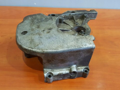SUZUKI GS 550 77-78 POKRYWA DEKIEL KAPA OBUDOWA SUZUKI GS 550 77-78 POKRYWA DEKIEL KAPA OBUDOWA
