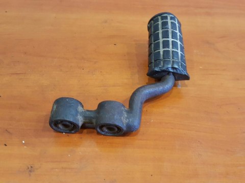 SUZUKI GS 550 77-78 SET PODNÓŻEK MOCOWANIE SUZUKI GS 550 77-78 SET PODNÓŻEK MOCOWANIE