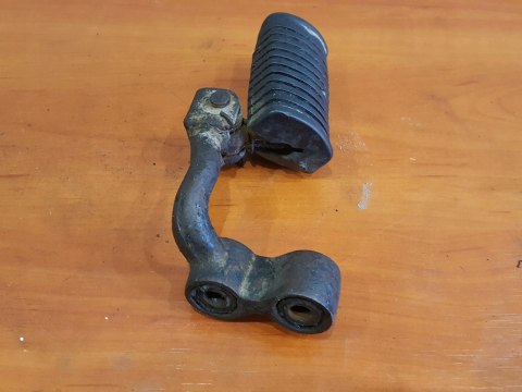 SUZUKI GS 550 77-78 SET PODNÓŻEK MOCOWANIE SUZUKI GS 550 77-78 SET PODNÓŻEK MOCOWANIE