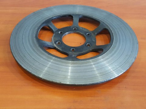 SUZUKI GS 550 77-78 TARCZA HAMULCOWA PRZÓD SUZUKI GS 550 77-78 TARCZA HAMULCOWA PRZÓD