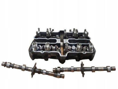 SUZUKI GSX 550 ES GŁOWICA CYLINDRA WAŁKI KPL SUZUKI GSX 550 ES GŁOWICA CYLINDRA WAŁKI KPL