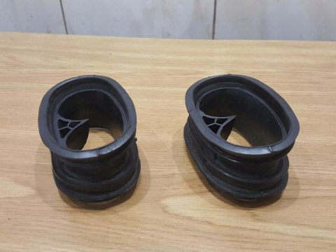 SUZUKI GSX 550 ES KRÓĆCE KPL X2 SUZUKI GSX 550 ES KRÓĆCE KPL X2