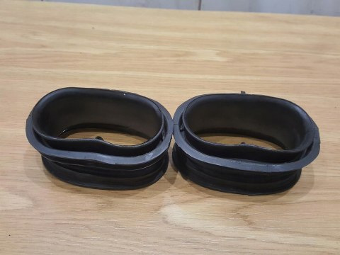 SUZUKI GSX 550 ES KRÓĆCE KPL X2 SUZUKI GSX 550 ES KRÓĆCE KPL X2