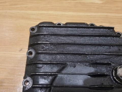 SUZUKI GSX 550 ES MISKA OLEJU OLEJOWA POKRYWA SUZUKI GSX 550 ES MISKA OLEJU OLEJOWA POKRYWA