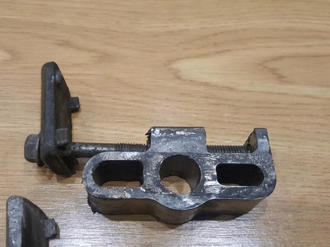 SUZUKI GSX 550 ES NACIĄG ŁAŃCUCHA NAPINACZ KPL X2 SUZUKI GSX 550 ES NACIĄG ŁAŃCUCHA NAPINACZ KPL X2
