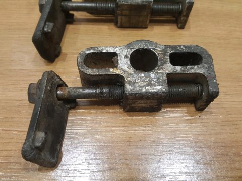 SUZUKI GSX 550 ES NACIĄG ŁAŃCUCHA NAPINACZ KPL X2 SUZUKI GSX 550 ES NACIĄG ŁAŃCUCHA NAPINACZ KPL X2