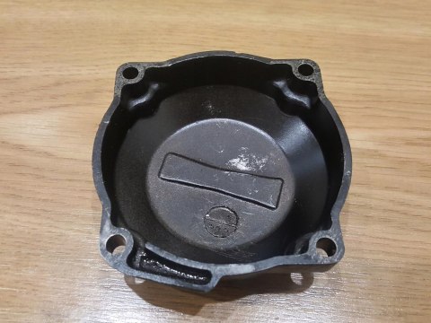 SUZUKI GSX 550 ES POKRYWA DEKIEL KAPA OSŁONA SUZUKI GSX 550 ES POKRYWA DEKIEL KAPA OSŁONA