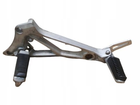 SUZUKI GSX 550 ES SET PODNÓŻEK PASAŻERA KIEROWCY SUZUKI GSX 550 ES SET PODNÓŻEK PASAŻERA KIEROWCY