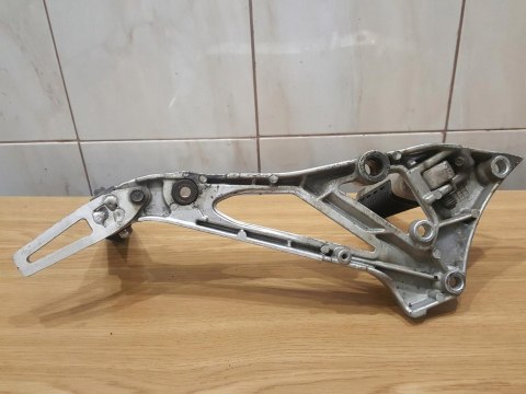 SUZUKI GSX 550 ES SET PODNÓŻEK PASAŻERA KIEROWCY SUZUKI GSX 550 ES SET PODNÓŻEK PASAŻERA KIEROWCY
