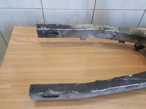 SUZUKI GSX 550 ES WAHACZ MOCOWANIE KOŁA SUZUKI GSX 550 ES WAHACZ MOCOWANIE KOŁA