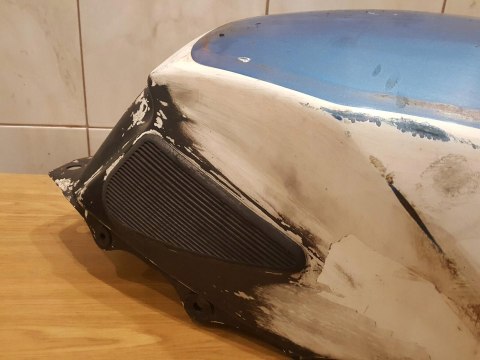 SUZUKI GSX 550 ES ZBIORNIK BAK PALIWA PALIWOWY SUZUKI GSX 550 ES ZBIORNIK BAK PALIWA PALIWOWY